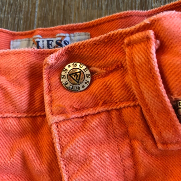 Vintage Guess Authentic Sportswear Shorts 8 Stain. - Picture 4 of 5